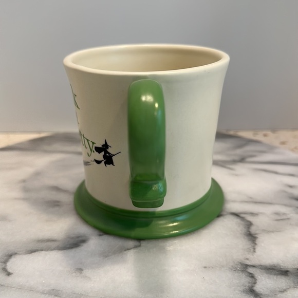The Wizard of Oz “I’ll Drink You My Pretty” Wicked Witch Mug by Hallmark - Picture 2 of 7